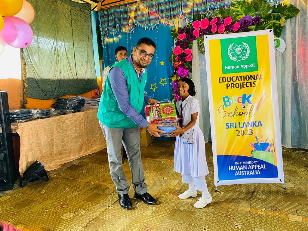 Back To School Sri Lanka 8