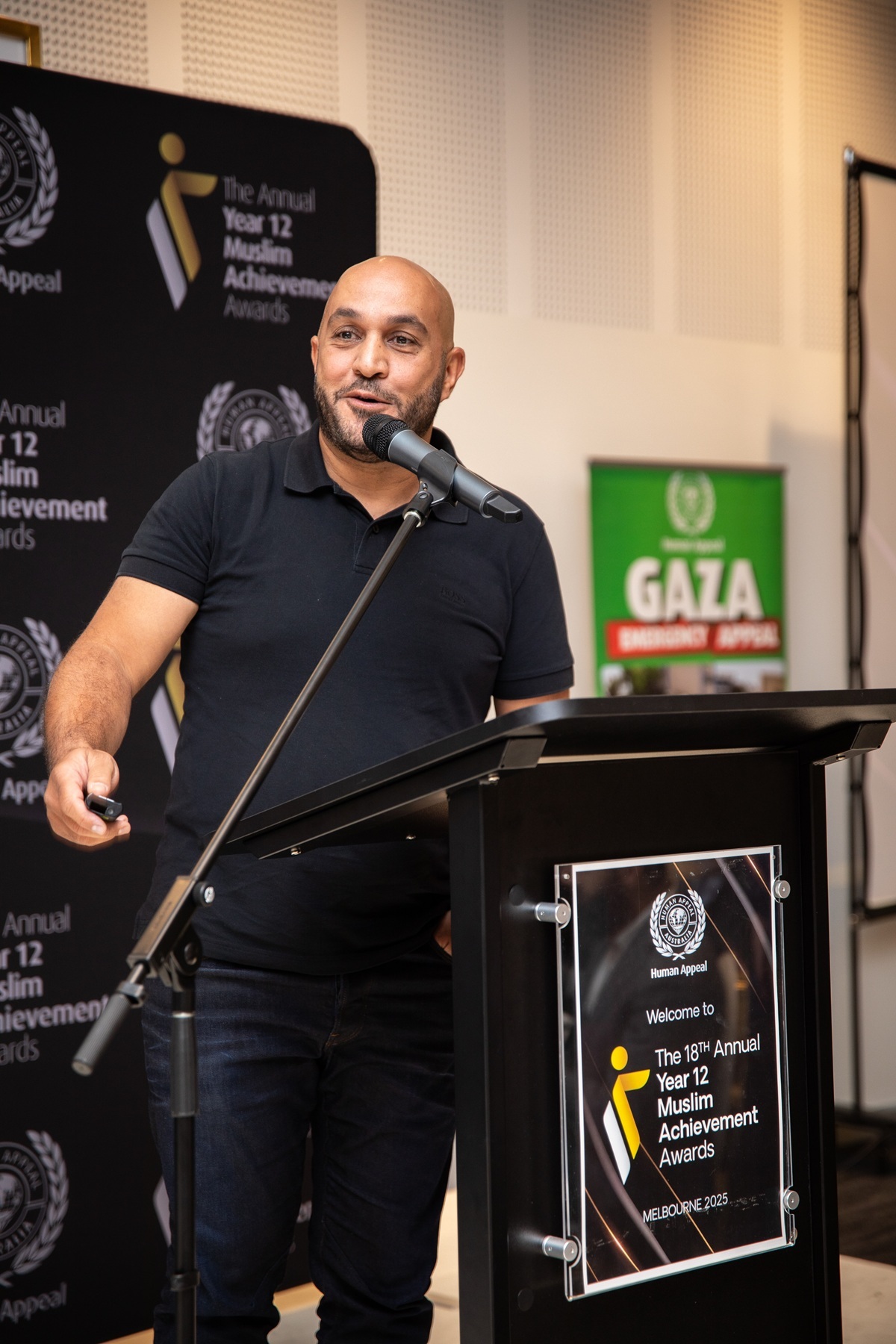 Dr. Mohammed Awad, Neurosurgeon And Spinal Surgeon